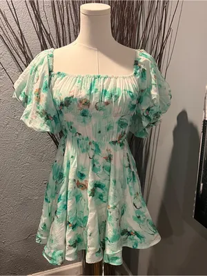 🌸Nwt Sky To Moon Green Floral Mini Dress Size Small🌸 thumbnail 3