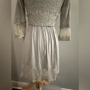 BKE Boutique Chiffon Lace overlay Flyaway Cardigan. Size XSmall Glacier … thumbnail 7