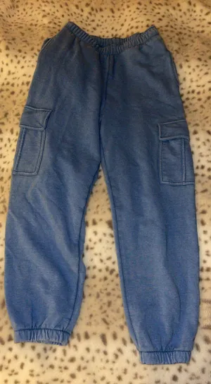 American Eagle Oversized Cargo Sweats thumbnail 1