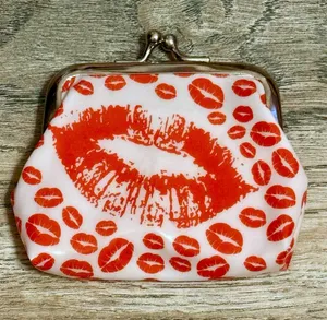 NEW Red Kiss Lip Print Kiss-Lock Coin Purse Pouch Wallet Red White Silver thumbnail 1