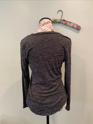 Women's Small Heathered Charcoal Gray Basic V-Neck Long Sleeve T-Shirt Top thumbnail 4