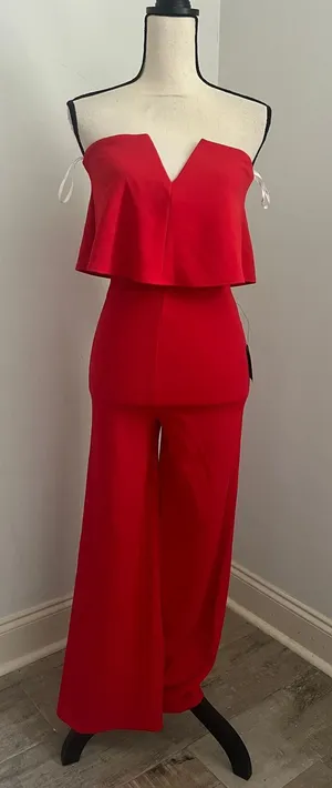 Lulu’s Red Strapless Wide‎ Leg Jumpsuit XS Classic Minimalist Chic Wedding Guest thumbnail 1