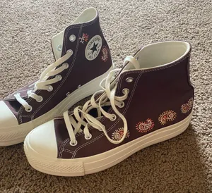 Brown Embroidered Shoes Size 9 thumbnail 1
