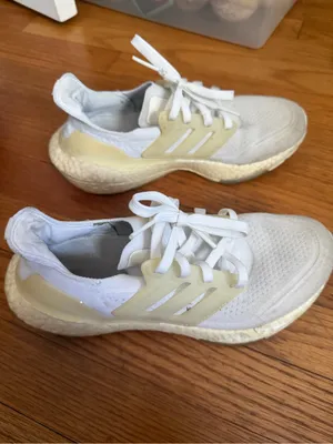 adidas ultra boost 2022 White Athletic Running Shoes thumbnail 2