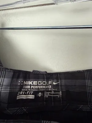 Nike Golf Women’s 12 Plaid Patterned Athletic Pants thumbnail 2