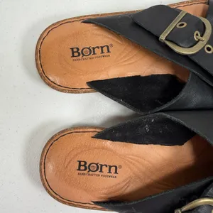 Born 8M Rio Slide Sandals Black Leather Buckle Crossover Strap Casual Boho Flats thumbnail 8