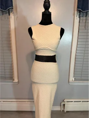 Pretty Little Thing Cream Textured Cut Out Maxi Dress Open Front Minimal Chic Resort Bodycon thumbnail 2