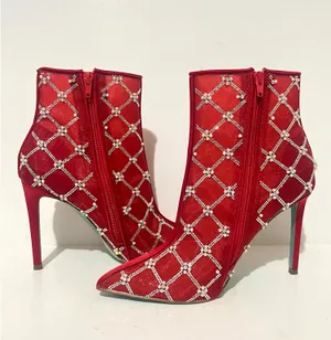 Betsey Johnson thumbnail 4