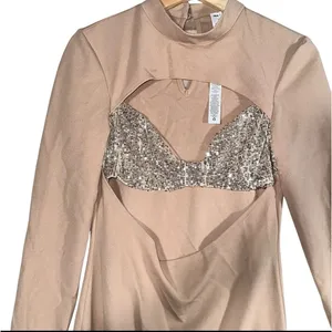 NEW Asos Design Womens Sz 6 Beige High Neck Cut Out Sequin Holiday Winter Dress thumbnail 3