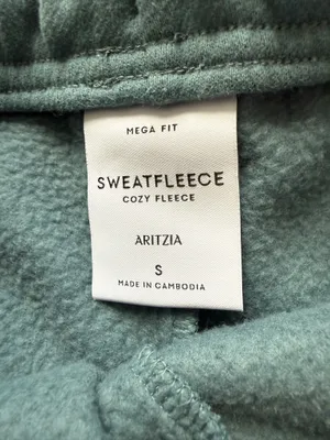 Aritzia Cozy Fleece Mega Fit Mini Shorts thumbnail 4