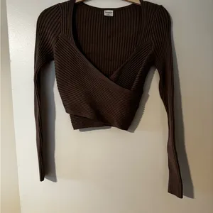 Abercrombie & Fitch Soft AF Collection Brown Cropped Ribbed Crossover Sweater thumbnail 3