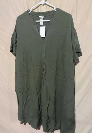 H&M dress thumbnail 1