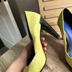 Kenzo Women’s 37 Yellow/Lime Green Heels thumbnail 11