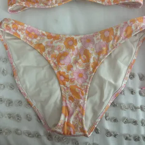 Triangl bikini thumbnail 2