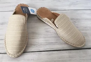 Beige Flats, Size 7 1/2 Tan thumbnail 5