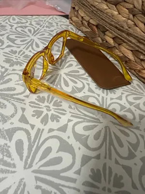 LadiesYellow translucent Frame Reading Glasses +2.75 NWT Yellow thumbnail 3