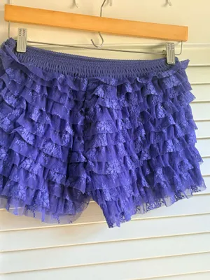 Free People brand new ruffled shorts thumbnail 3