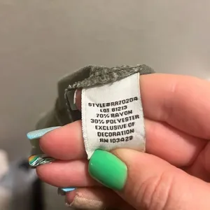 ✨Barneys New York Olive Green Rio Sz 29 Joggers✨ thumbnail 6