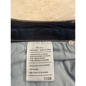 KanCan stretch mid rise skinny jeans minor distressing 11/29 thumbnail 5