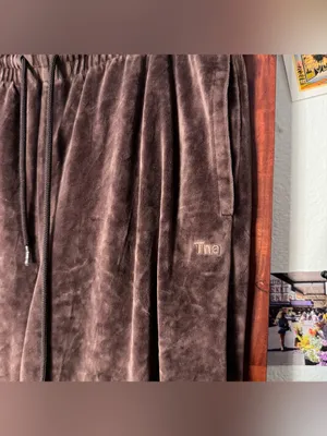 Aritzia TNA Relaxed Velour Sweatpants Brown Straight Leg thumbnail 4