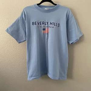 Vintage Beverly Hills T-Shirt Women's Large thumbnail 1