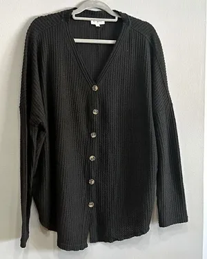 Umgee Black‎ Waffle Knit Cardigan Button Front Oversized V-Neck Sweater M thumbnail 1