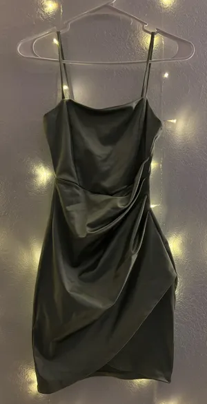 Homecoming Dress Windsor thumbnail 1