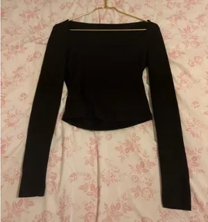 Black long sleeve wide neck shirt thumbnail 1