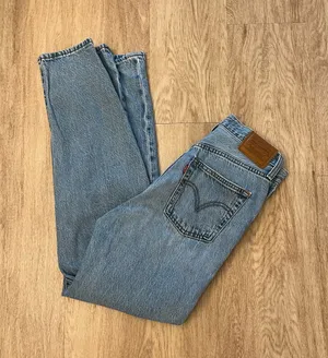 levi’s jeans  thumbnail 1