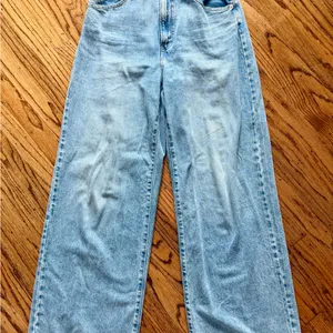 Levi's Women's Cinch Baggy Jeans thumbnail 5