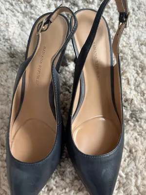 Banana Republic Black Leather Pointed Toe Slingback Heels 7 thumbnail 6