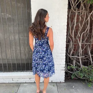 Elegant y2k blue floral dress sz m thumbnail 3