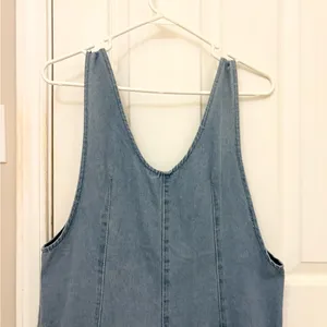 Greaidea Women’s High Roller Denim Shortalls in Light Blue thumbnail 10