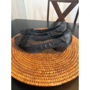 Tamaris Leather Rhinestone Block Heel Pumps‎ Womens Size 39 EU thumbnail 3