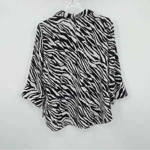 Chico’s blouse large 100% linen No-iron zebra animal print button front tunic thumbnail 3