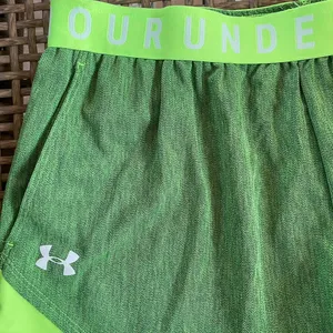 Under Armour Green Activewear Shorts thumbnail 3