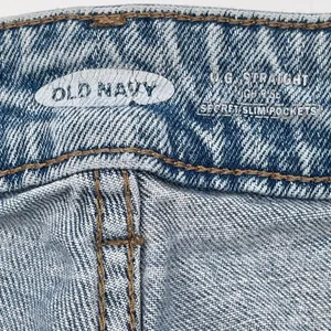 OLD NAVY Jeans Women's Size 18 Blue Denim Distressed OG High‎ Rise Straight Leg thumbnail 2