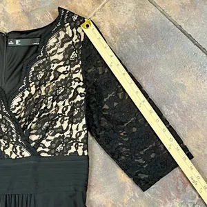 Leslie Fay Black Lace Ruched Waistline Elbow Sleeve Dress 12 thumbnail 4