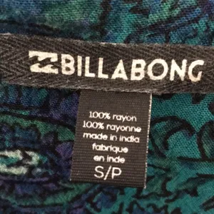 FINAL MARKDOWN Ladies billabong top Small thumbnail 3