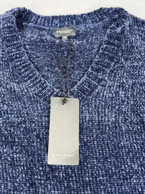NWT Broadway NYC Genny Chenille Sweater Women M Blue V Neck Cozy Plush Knit thumbnail 2