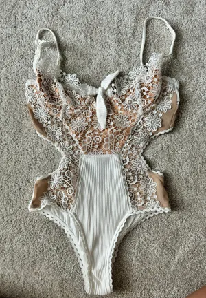 Lace Bodysuit thumbnail 2