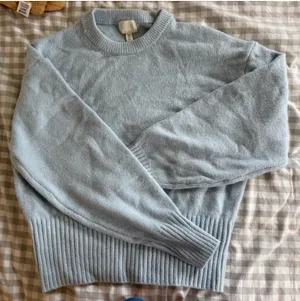 H&M Blue Sweater thumbnail 1