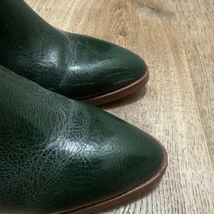 Aerosoles | Women's Dark Green Crinkle Wedge Chelsea Pointed Toe Ankle Boot, 10M thumbnail 6