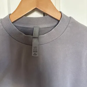 SKIMS Crewneck thumbnail 4