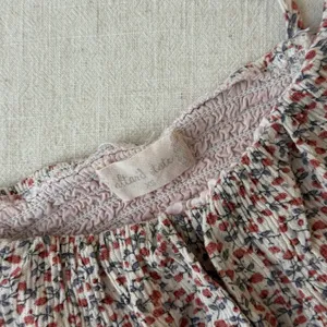 Altar'd State Floral Smocked Crop Top Red Blue Ditsy Print Tie Strap‎ XS thumbnail 3