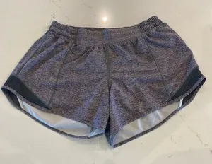 Lululemon Hotty Hot Short II Long‎ 4" Size 6 Tall thumbnail 1