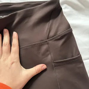 Womens Size Medium Leggings Activewear Running Yoga Brown‎ Pockets Nylon Blend thumbnail 5