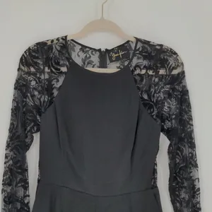 Yumi Kim Romper Women’s Small Black Silk Floral Lace Long Sleeve Open Back thumbnail 3