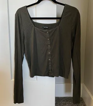 Wild Fable Olive Green crop top - Women’s Medium thumbnail 1