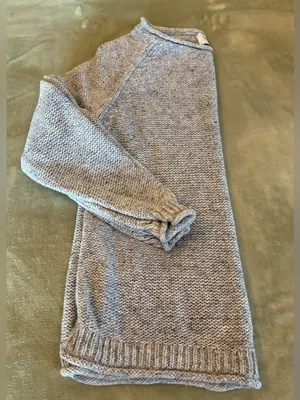 Women’s Old Navy Size Small Heather Gray Knit Crewneck Sweater thumbnail 6